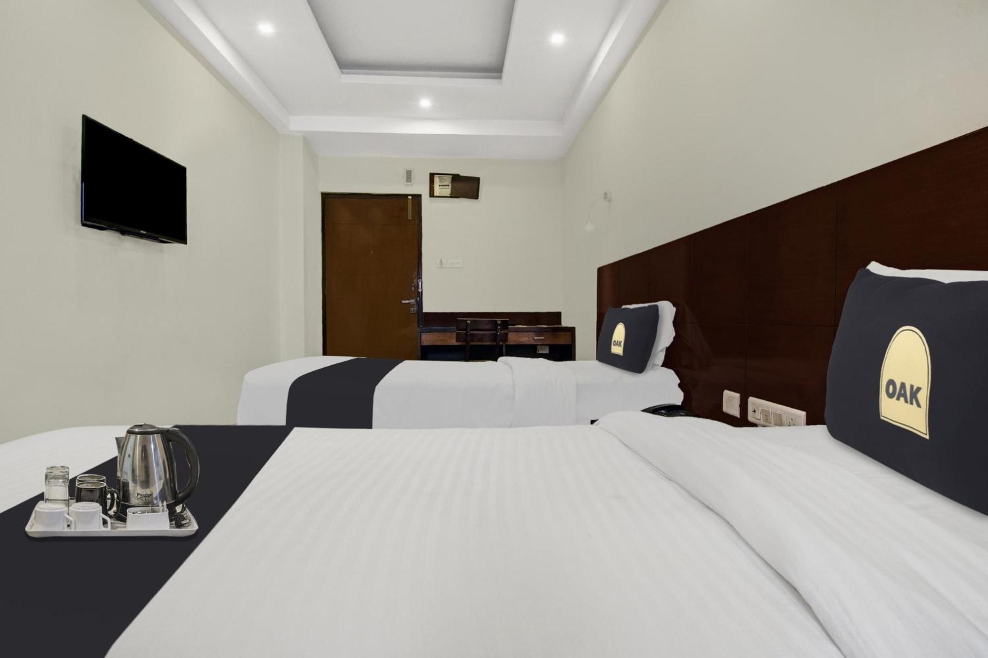 Townhouse Oak Hotel Heritage Heights Jaipur Bagian luar foto